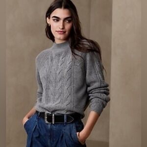 Banana Republic Gray Cable Knit Sweater